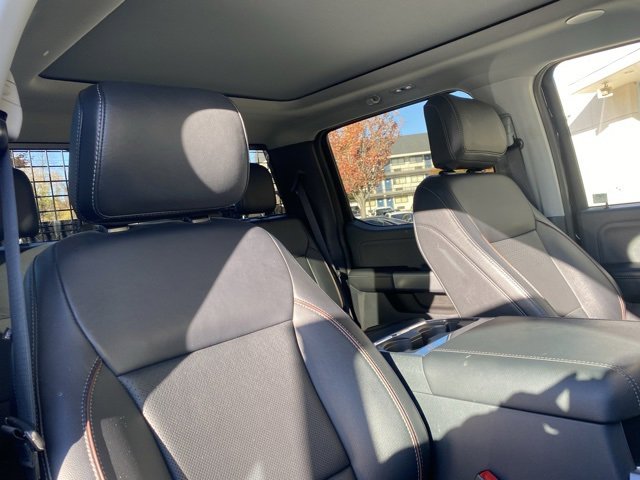 Used 2024 Ford F250 Lariat w/ Lariat Ultimate Package image 32