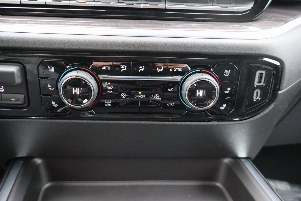 New 2026 Chevrolet Silverado 3500 LTZ w/ LTZ Convenience Package image 11