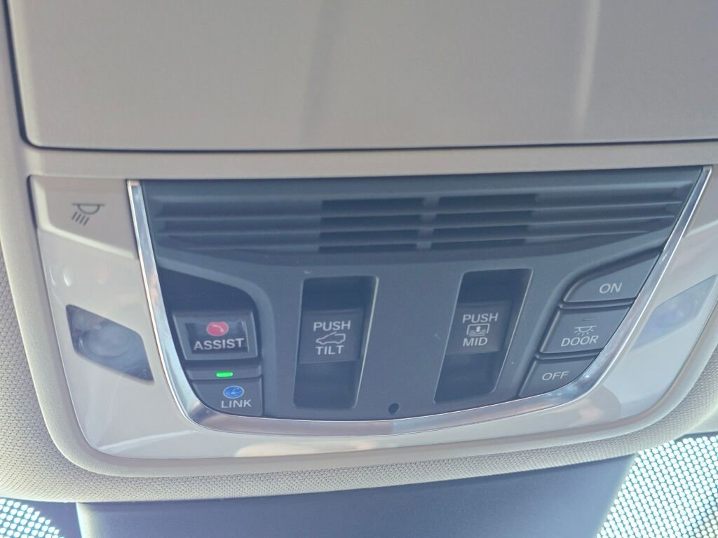 Used 2022 Acura MDX SH-AWD w/ Technology Package image 42