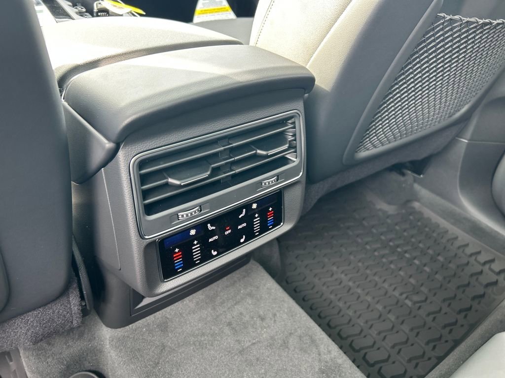 New 2026 Audi Q7 3.0T Premium Plus image 14