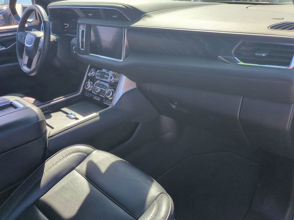 Certified 2024 GMC Yukon XL Denali image 30
