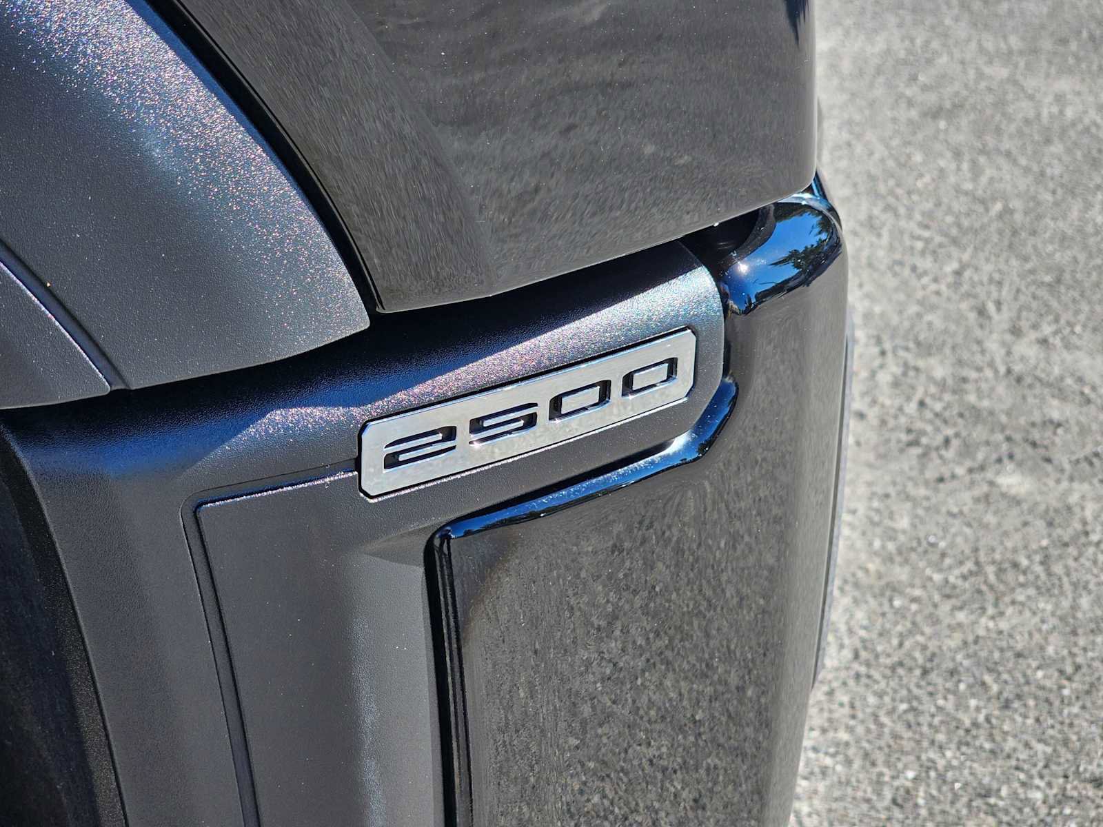 Used 2024 GMC Sierra 2500 Denali w/ Denali Reserve Package image 13