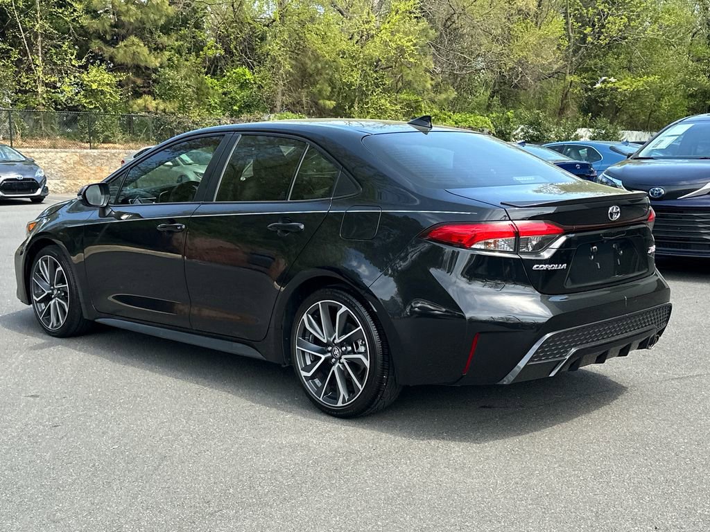 Used 2022 Toyota Corolla XSE image 3