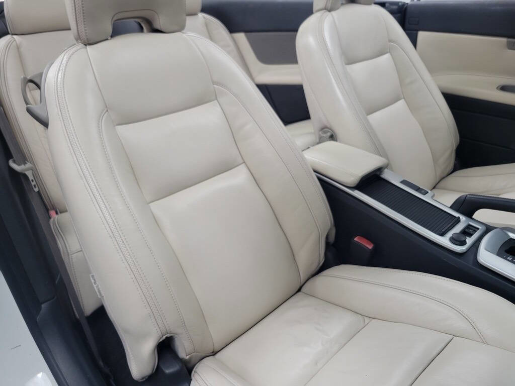 Used 2013 Volvo C70 T5 image 35