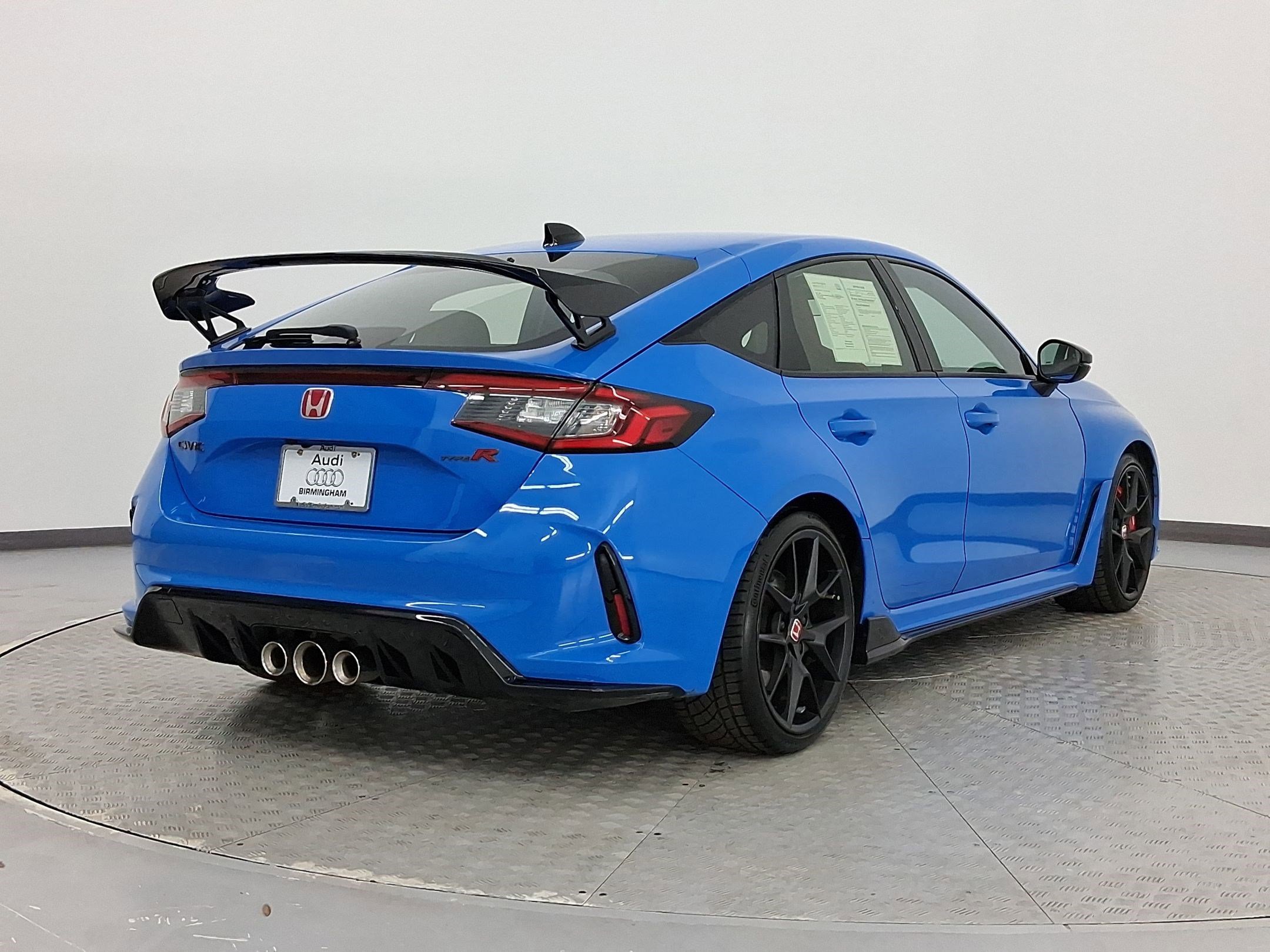 Used 2023 Honda Civic Type R image 9