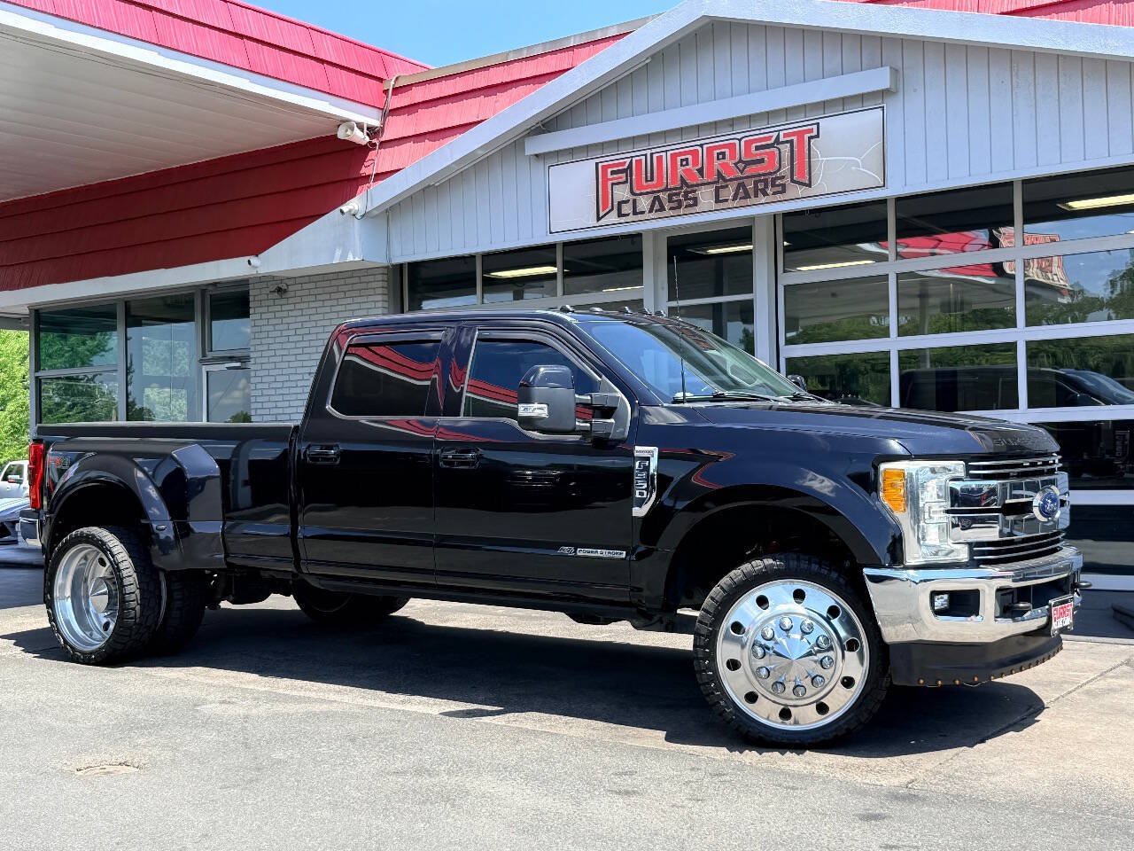 Used 2017 Ford F350 Lariat w/ Lariat Ultimate Package AWD/4WD image 1