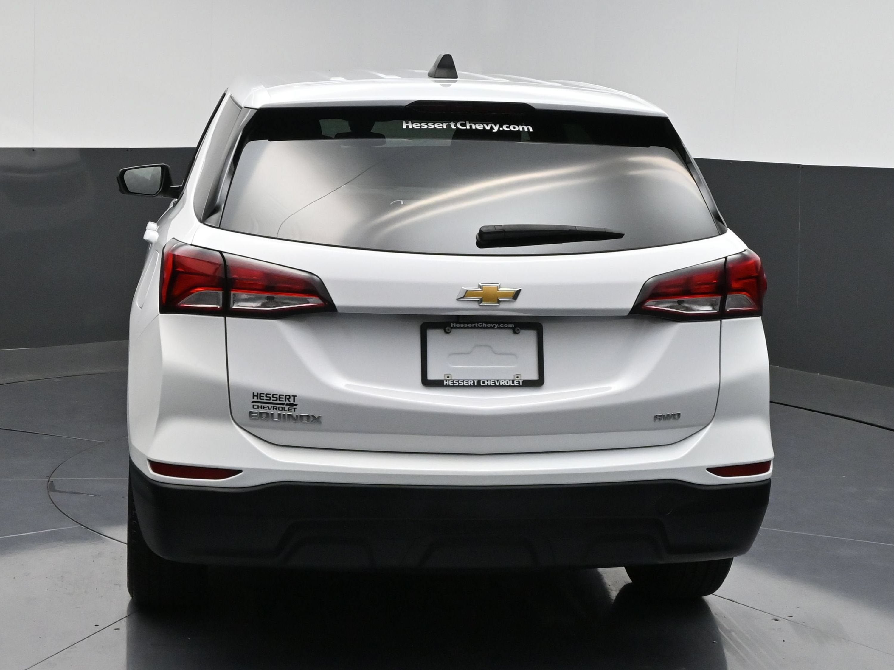 Certified 2023 Chevrolet Equinox LS w/ LS Convenience Package AWD/4WD image 6