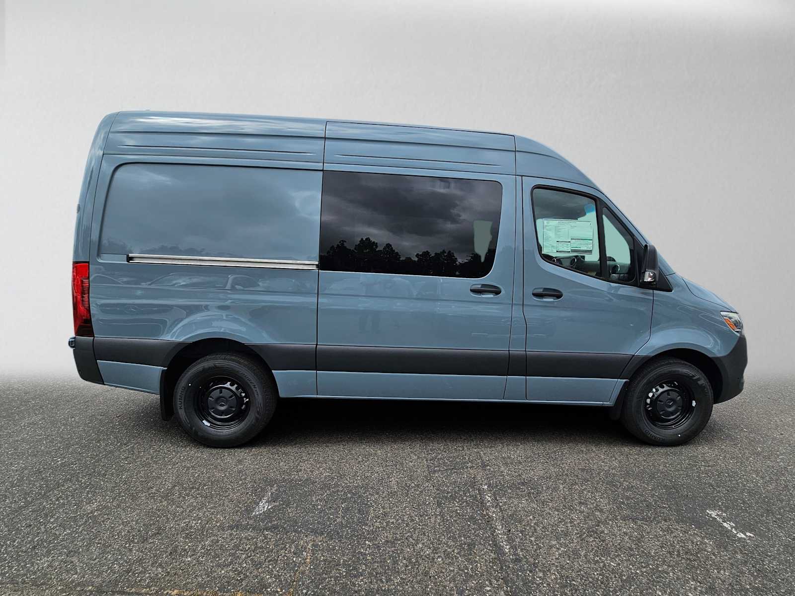 New 2026 Mercedes-Benz Sprinter 2500 image 2