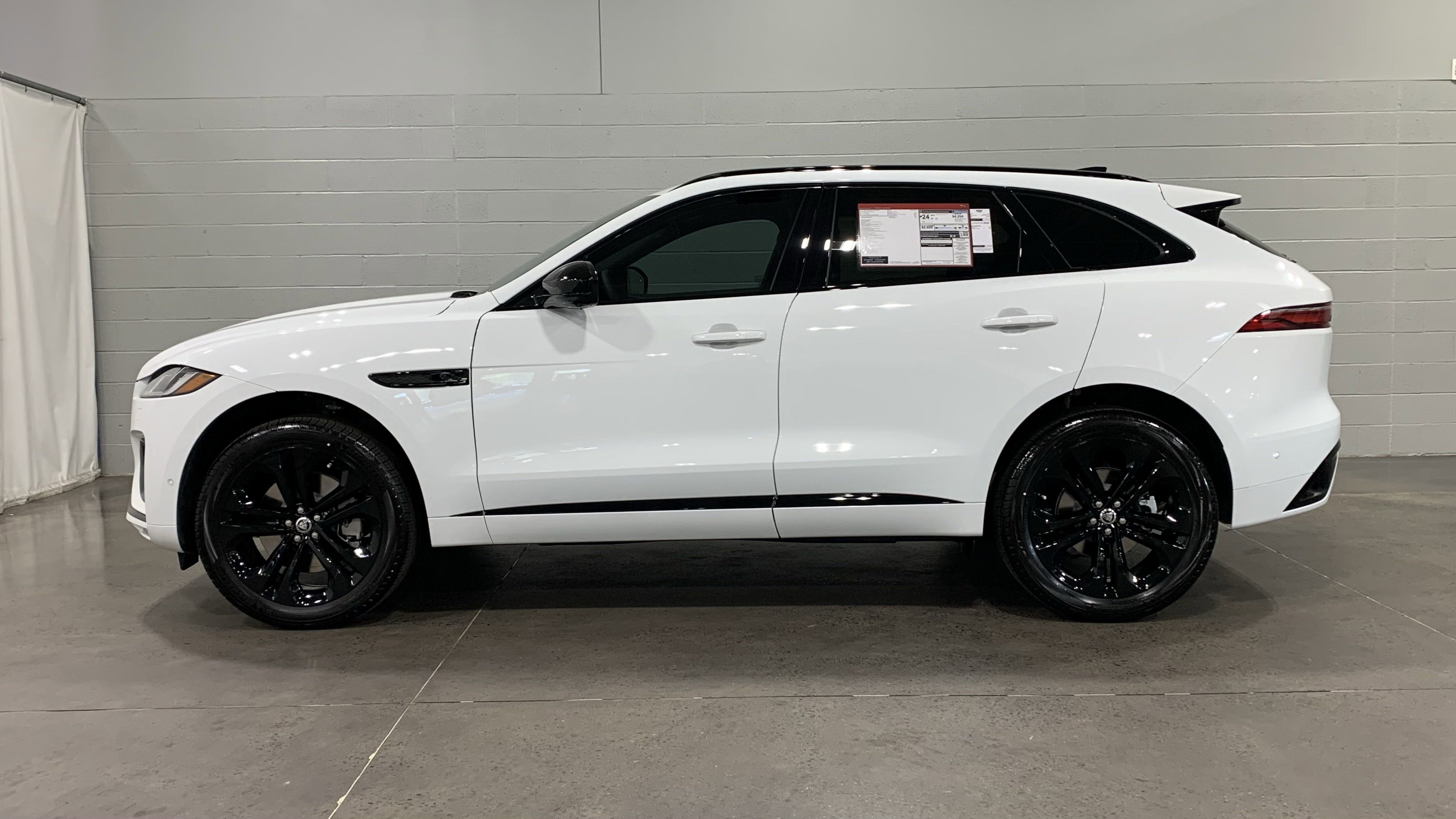 New 2026 Jaguar F-PACE R-Dynamic S image 6