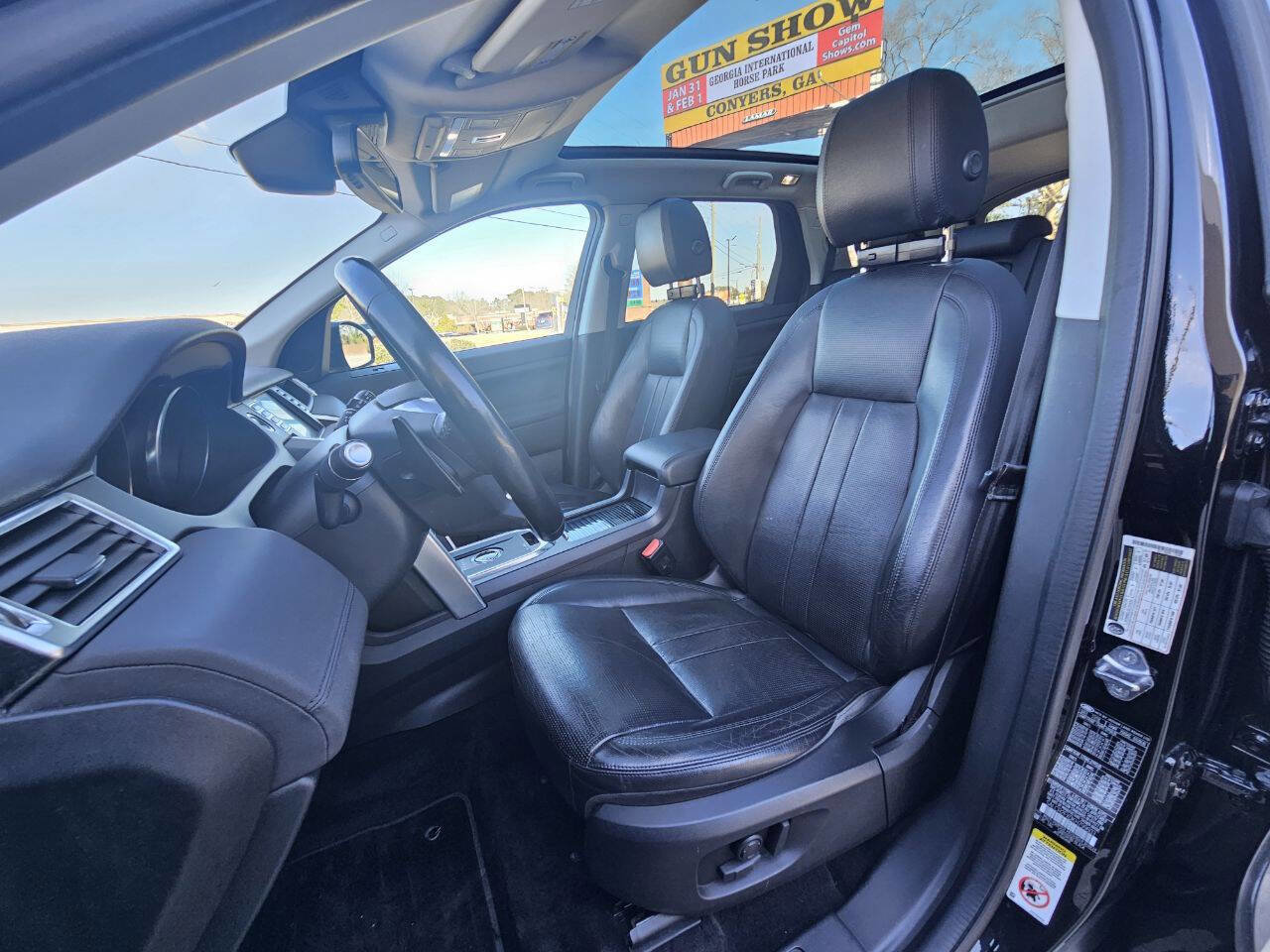 Used 2019 Land Rover Discovery Sport HSE image 6