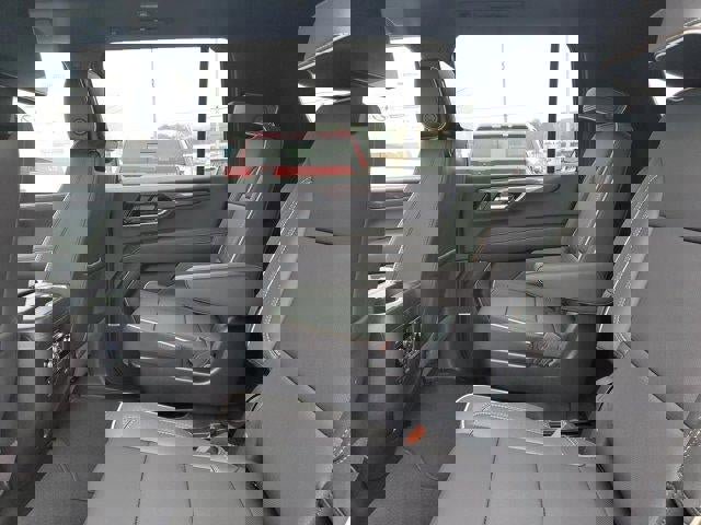 New 2026 GMC Yukon XL Elevation w/ Elevation Premium Package image 11