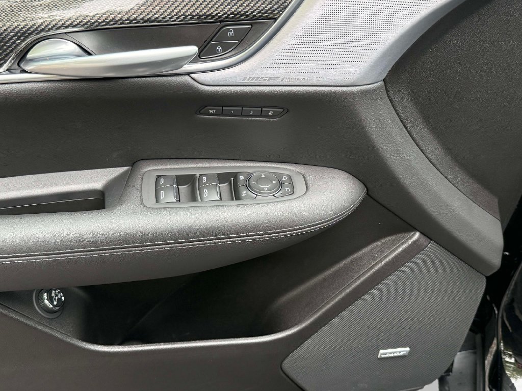 Certified 2026 Cadillac XT5 Sportv w/ LPO, Floor Liner Package AWD/4WD image 21