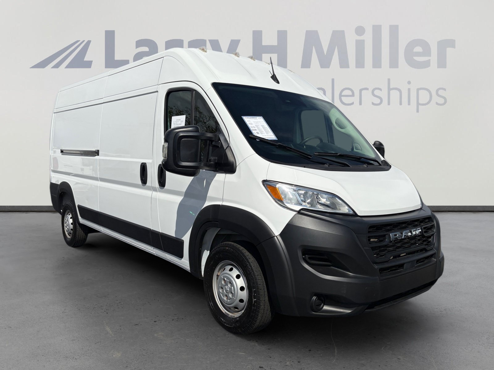 Used 2023 RAM ProMaster 2500 FWD image 7