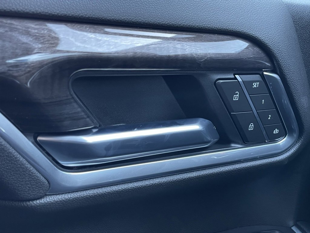 New 2026 Chevrolet Silverado 3500 LTZ w/ LTZ Convenience Package image 12