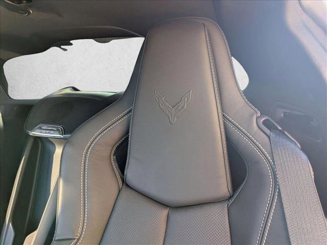 Used 2025 Chevrolet Corvette Z06 RWD image 14