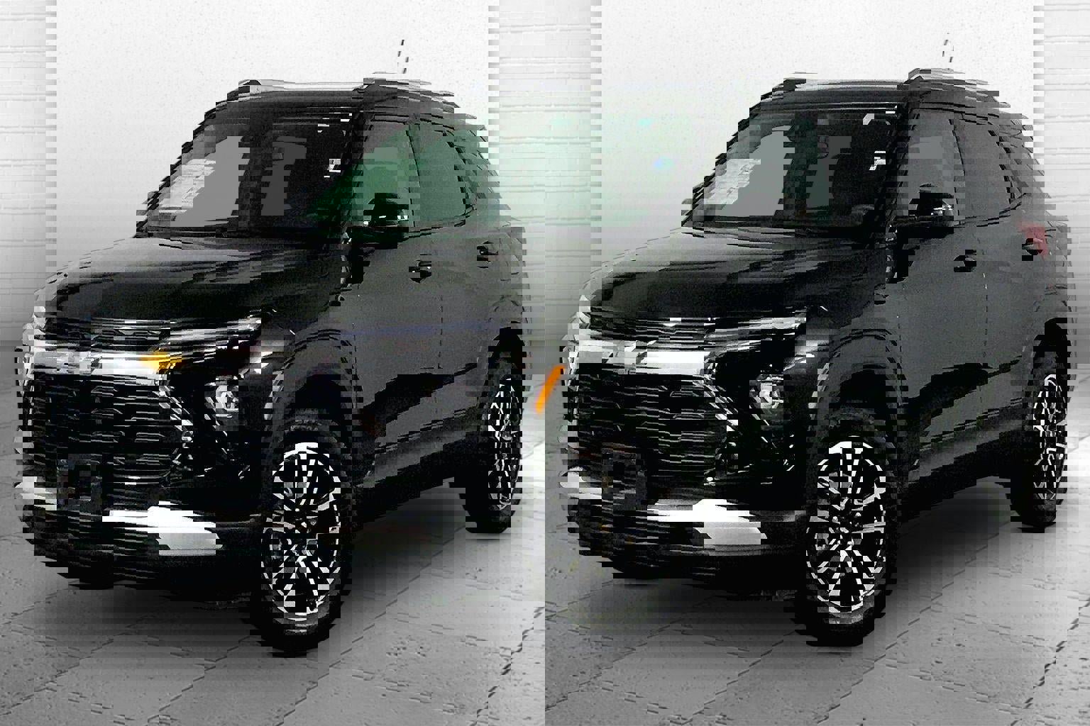 Used 2025 Chevrolet TrailBlazer LT FWD image 12