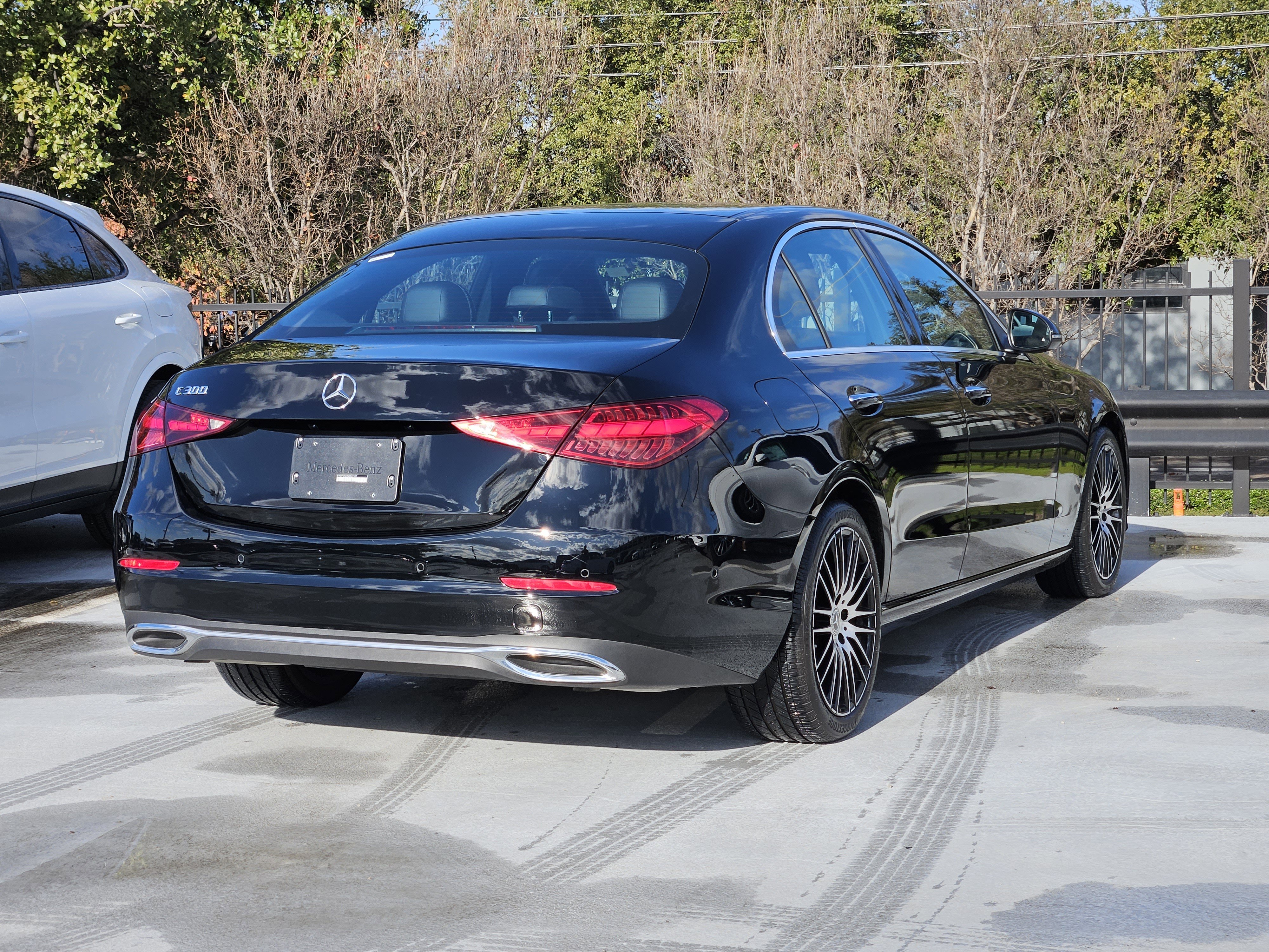 Used 2025 Mercedes-Benz C 300 Sedan image 8