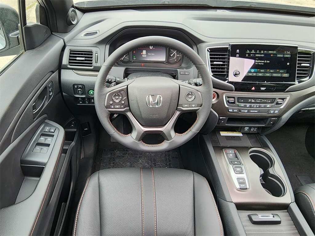 Used 2023 Honda Passport TrailSport image 22