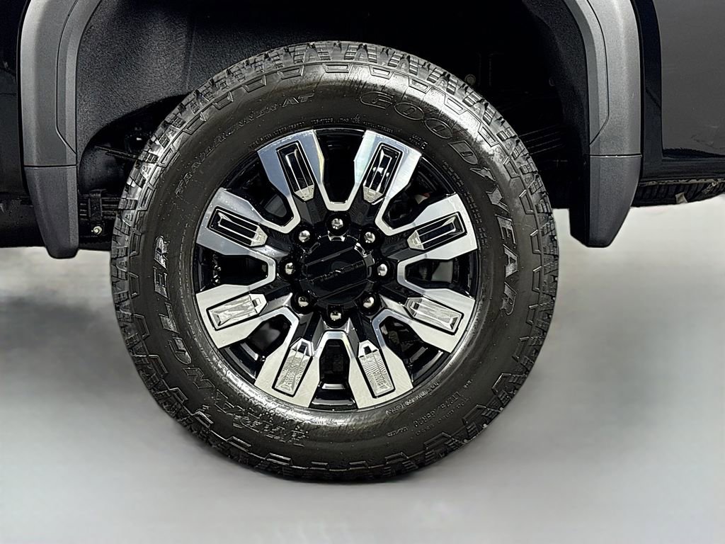 New 2026 GMC Sierra 3500 Denali w/ Denali Reserve Package image 33