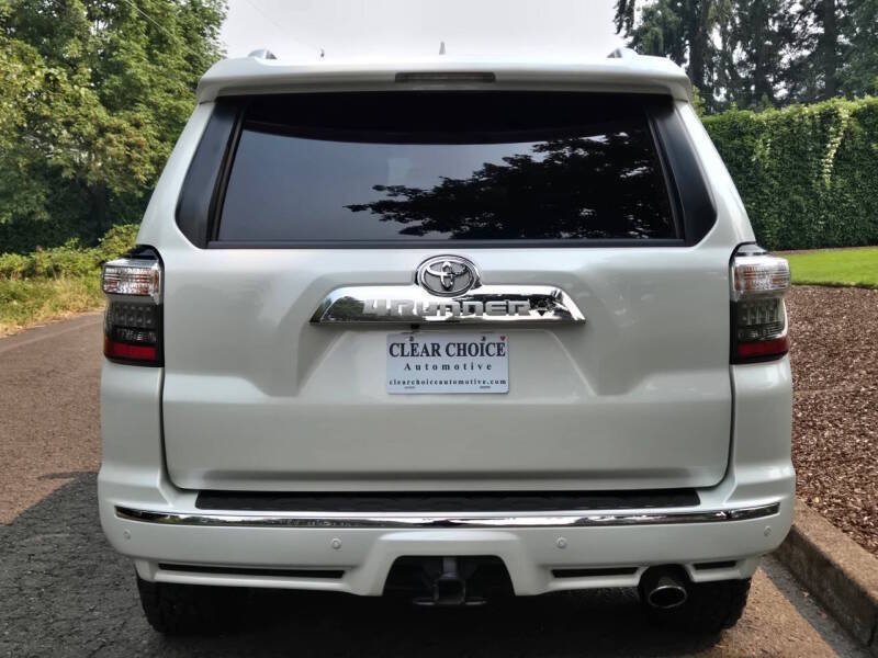 Used 2018 Toyota 4Runner Limited AWD/4WD image 7