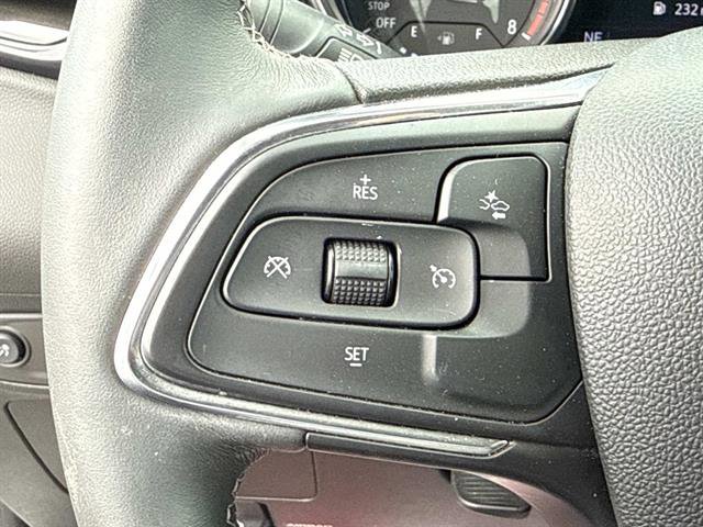 Used 2022 Buick Encore GX Select FWD image 23