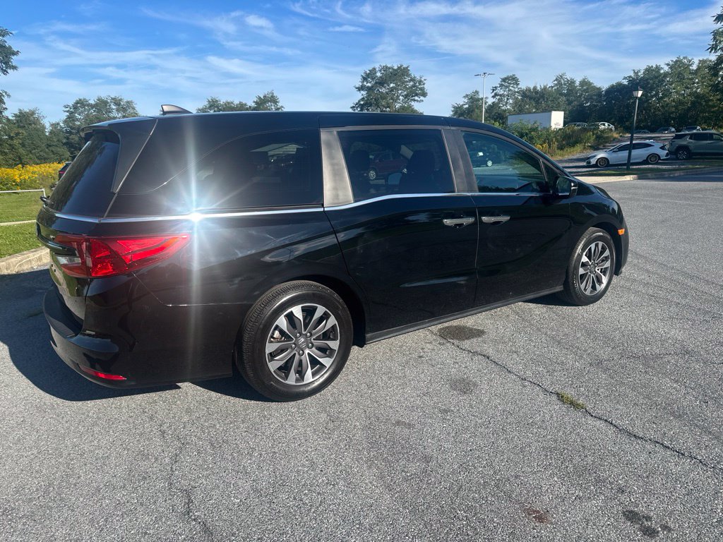 Used 2024 Honda Odyssey EX-L image 2