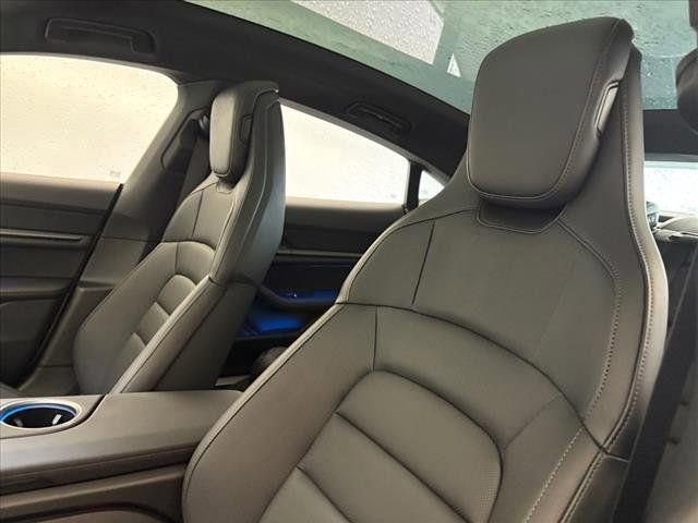 New 2025 Porsche Taycan 4S image 5