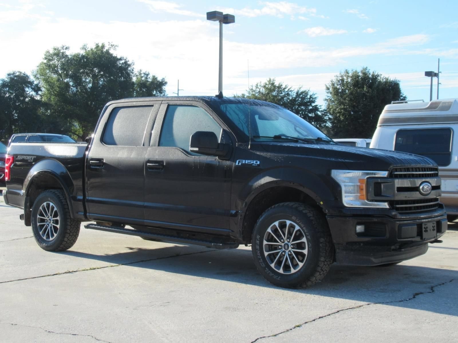 Used 2019 Ford F150 XLT w/ Equipment Group 302A Luxury AWD/4WD image 1