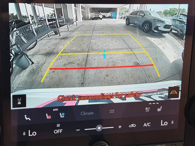 Used 2024 Lexus NX 250 FWD w/ Towing Package (2000 Lbs) image 12