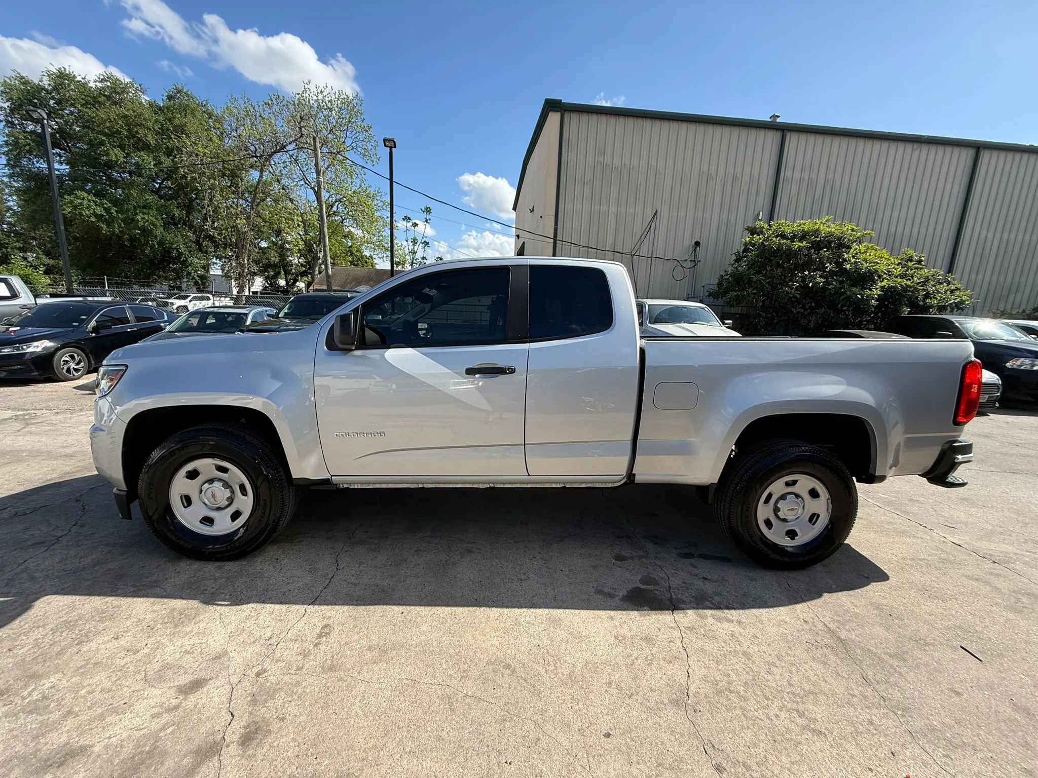 Used 2020 Chevrolet Colorado W/T image 4