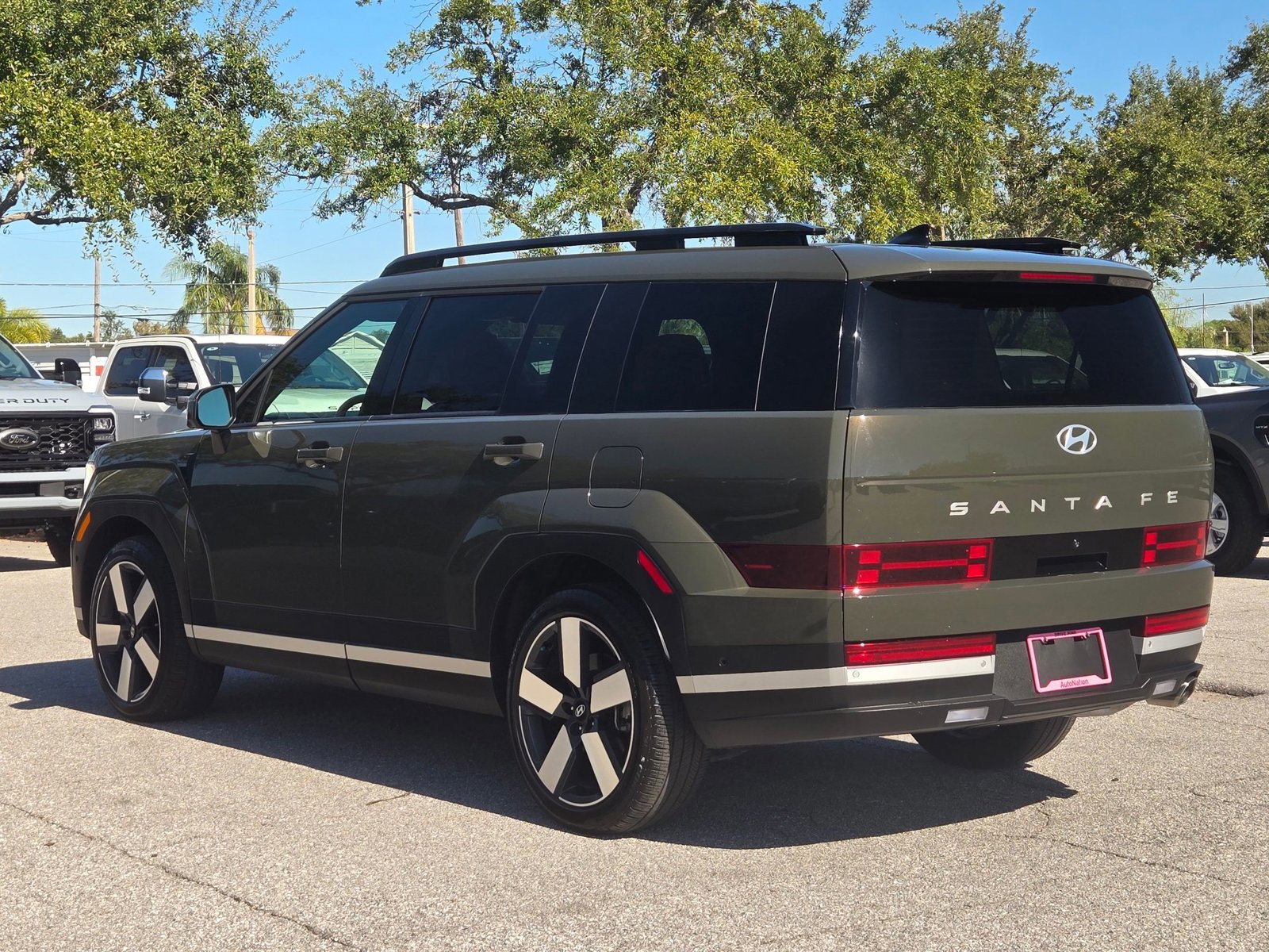 Used 2024 Hyundai Santa Fe Limited image 3