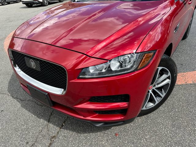 Used 2019 Jaguar F-PACE Premium image 9