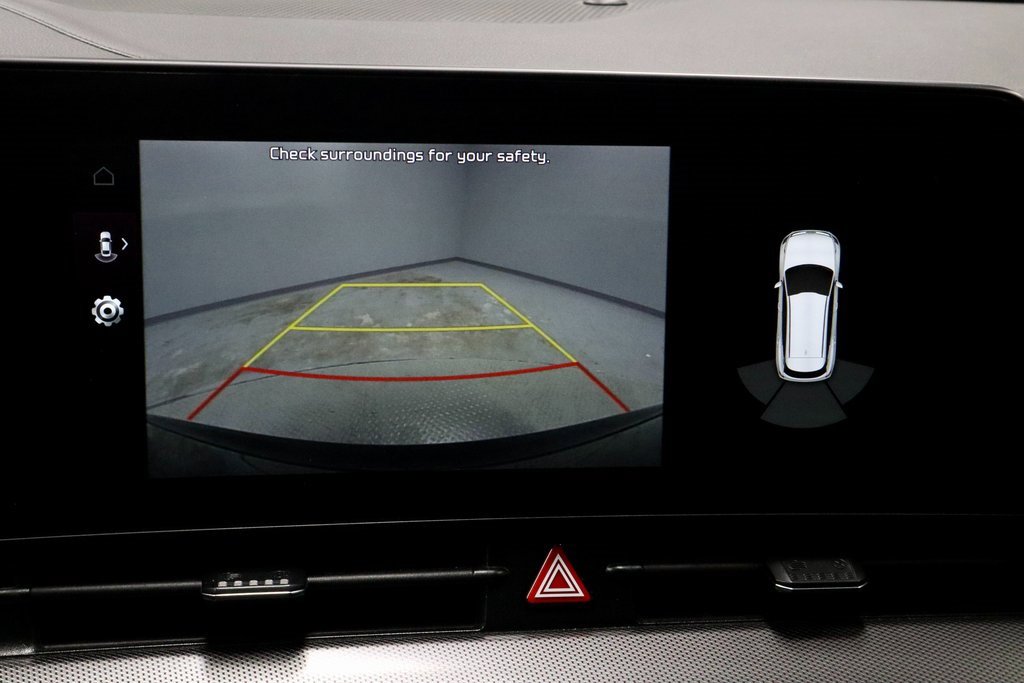 Used 2023 Kia Sportage SX image 2