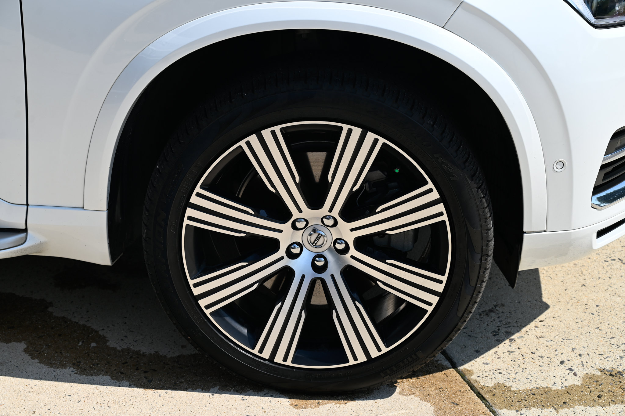 Used 2022 Volvo XC90 T8 Inscription w/ Advanced Package AWD/4WD image 12