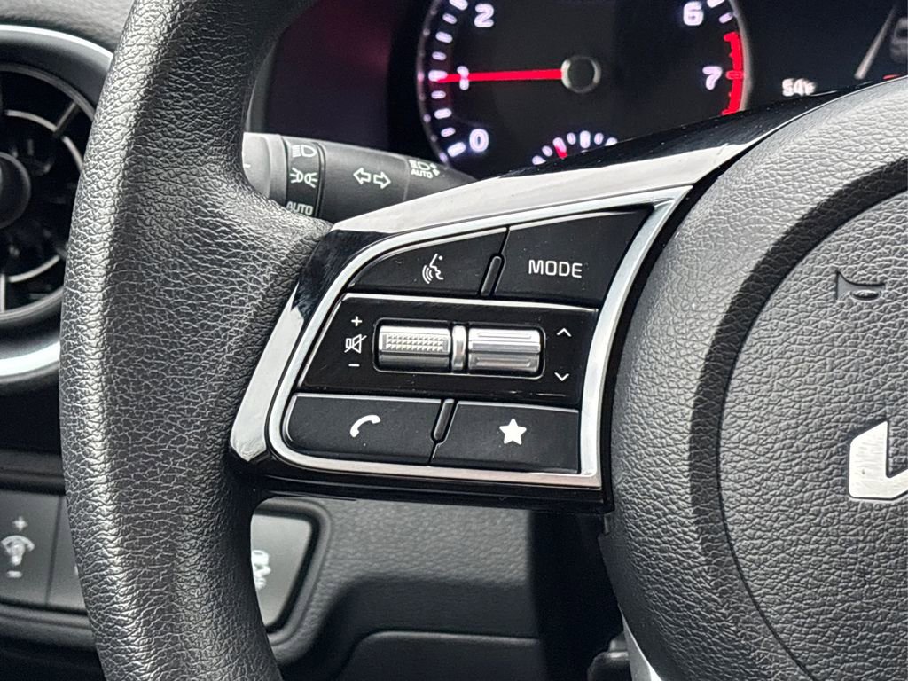 Certified 2024 Kia Forte LXS w/ LXS Technology Package image 25