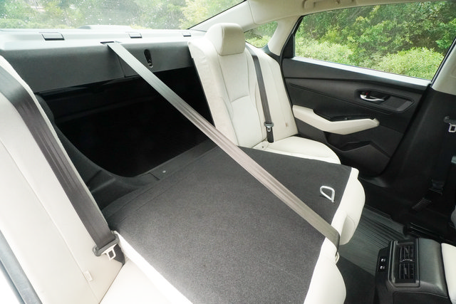 Used 2025 Honda Accord SE image 25
