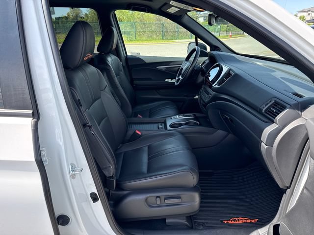 Used 2023 Honda Passport TrailSport image 10