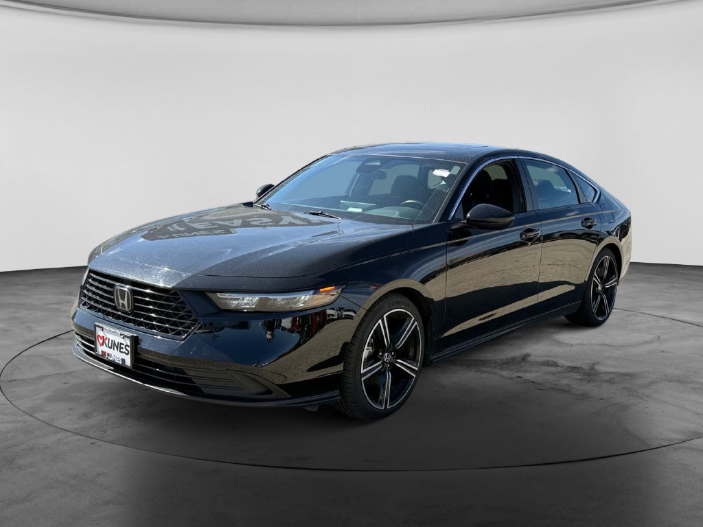 Used 2024 Honda Accord Sport image 4