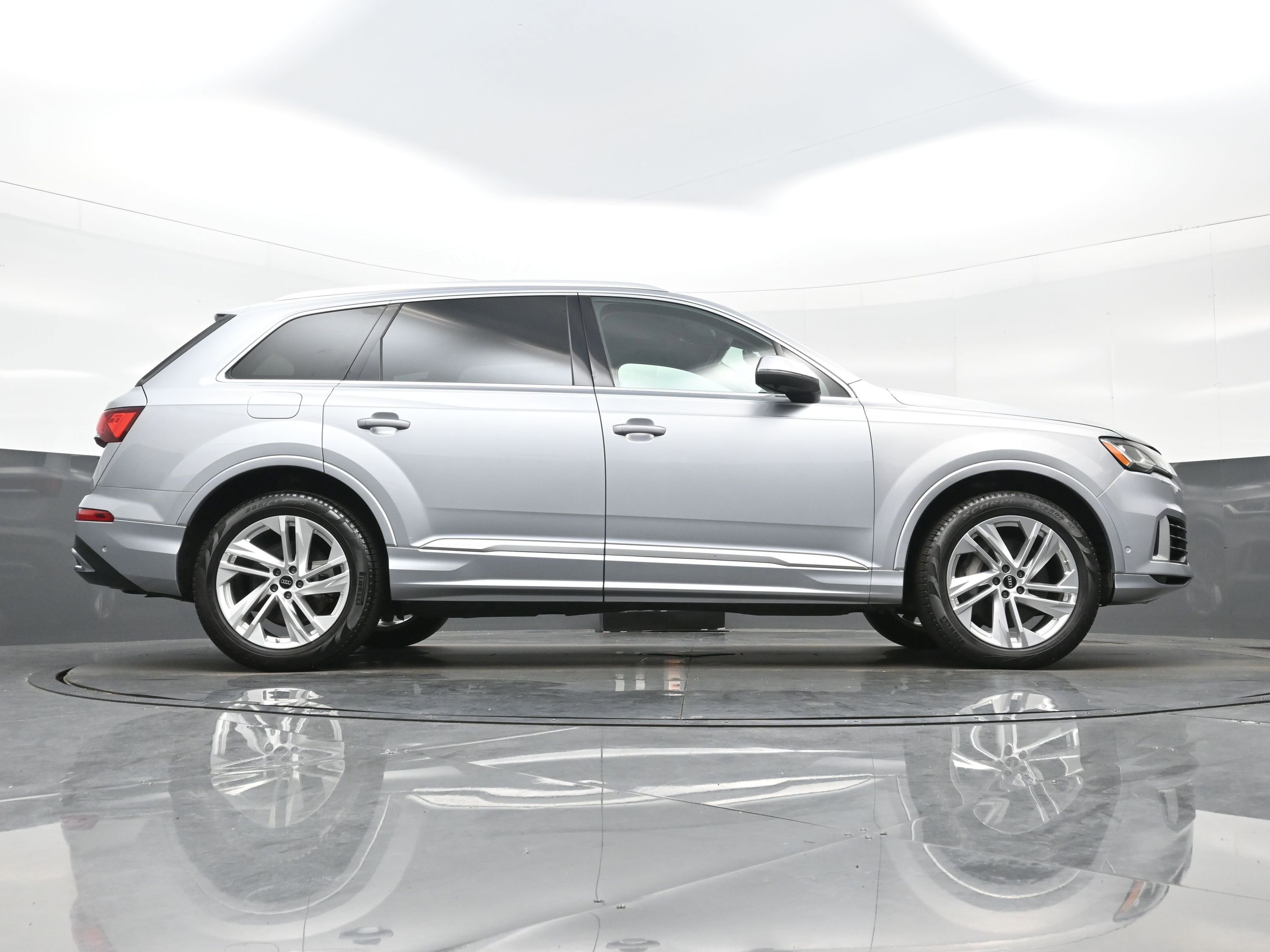 Used 2022 Audi Q7 3.0T Premium Plus image 37