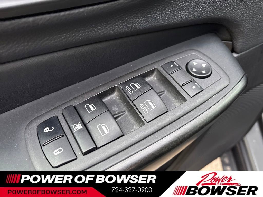 Used 2022 Jeep Cherokee Trailhawk w/ Trailer Tow Group AWD/4WD image 12