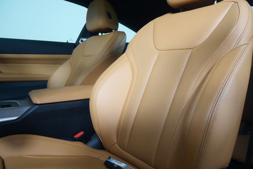 Certified 2025 BMW 430i 430i w/ Premium Package image 11