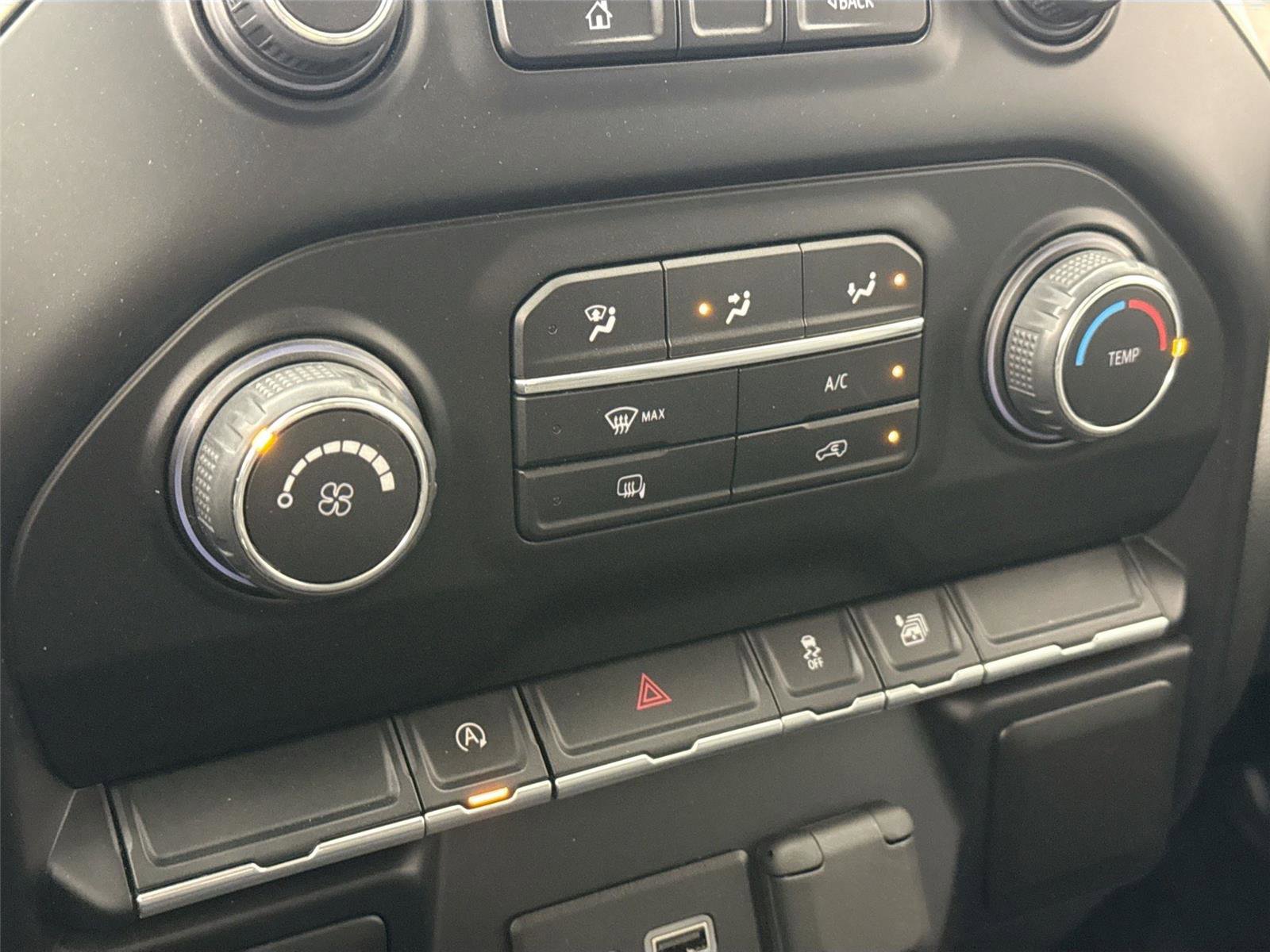 Used 2020 Chevrolet Silverado 1500 LT w/ Trailering Package image 23