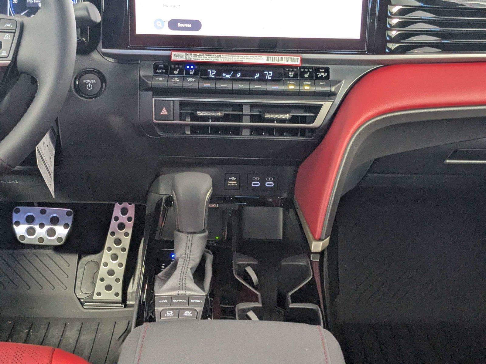 New 2026 Toyota Camry XSE FWD image 29