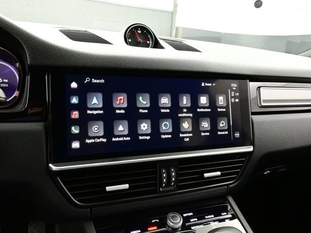 Certified 2022 Porsche Cayenne Platinum Edition image 10