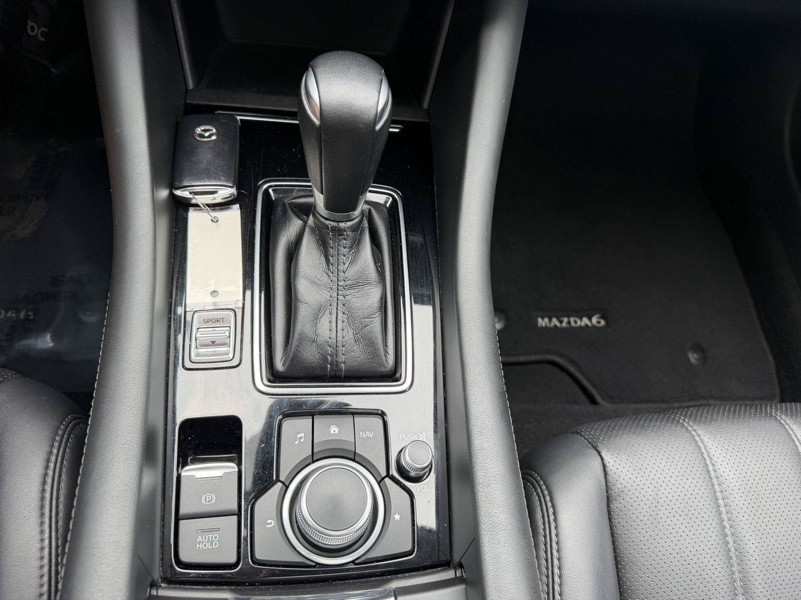Used 2021 MAZDA MAZDA6 Touring FWD image 17