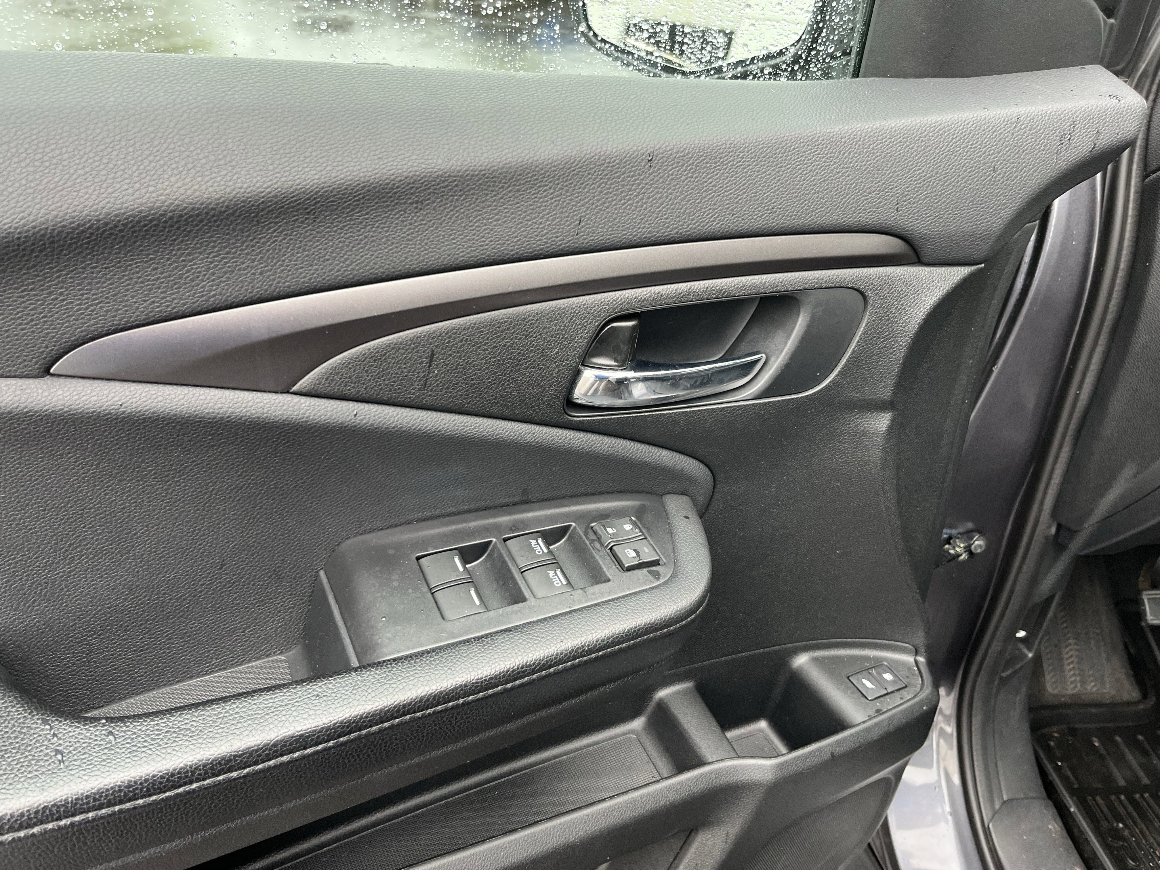 Used 2018 Honda Pilot EX-L image 16