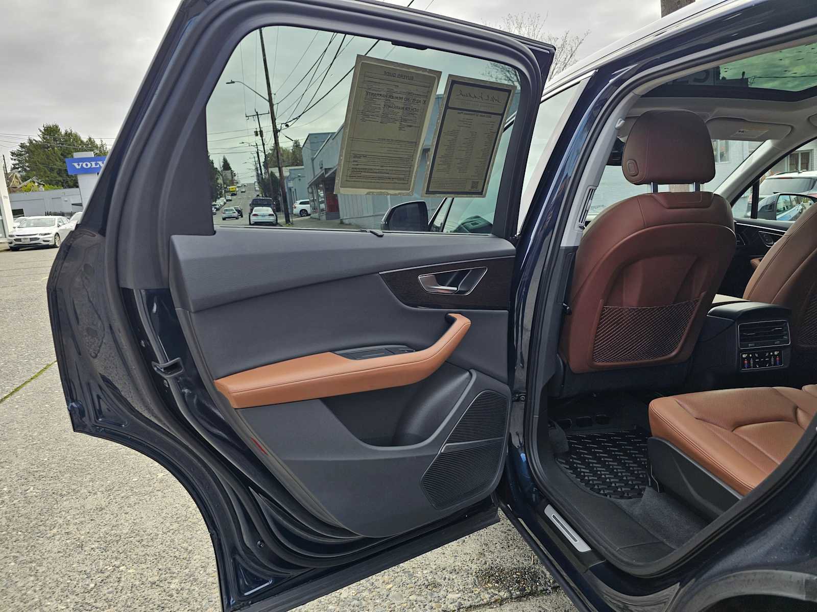 Used 2023 Audi Q7 3.0T Premium Plus w/ Premium Plus Package image 18