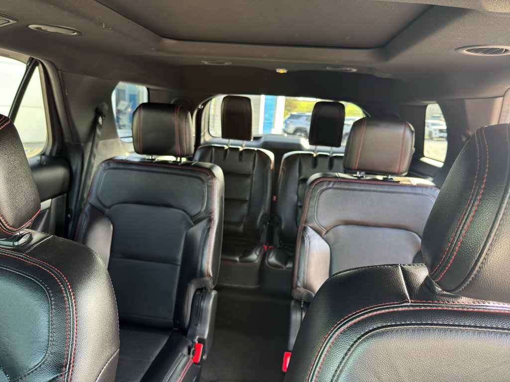 Used 2017 Ford Explorer Sport w/ Equipment Group 401A image 13