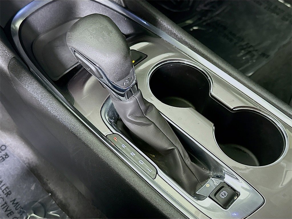 Used 2022 Chevrolet Malibu LT image 30