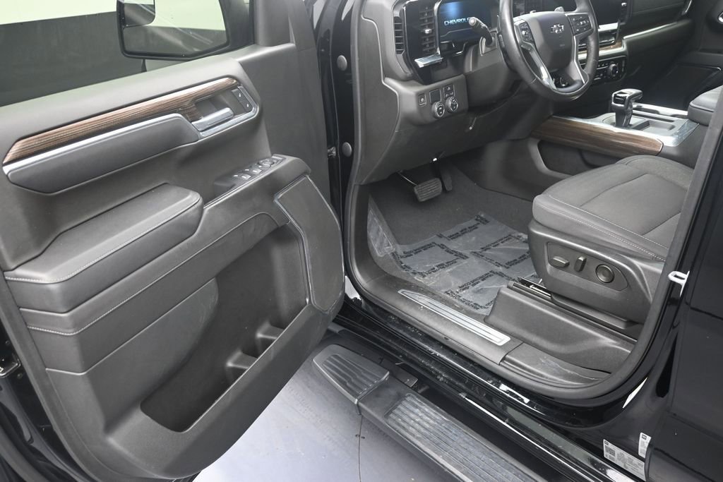 Used 2023 Chevrolet Silverado 1500 RST RWD image 10
